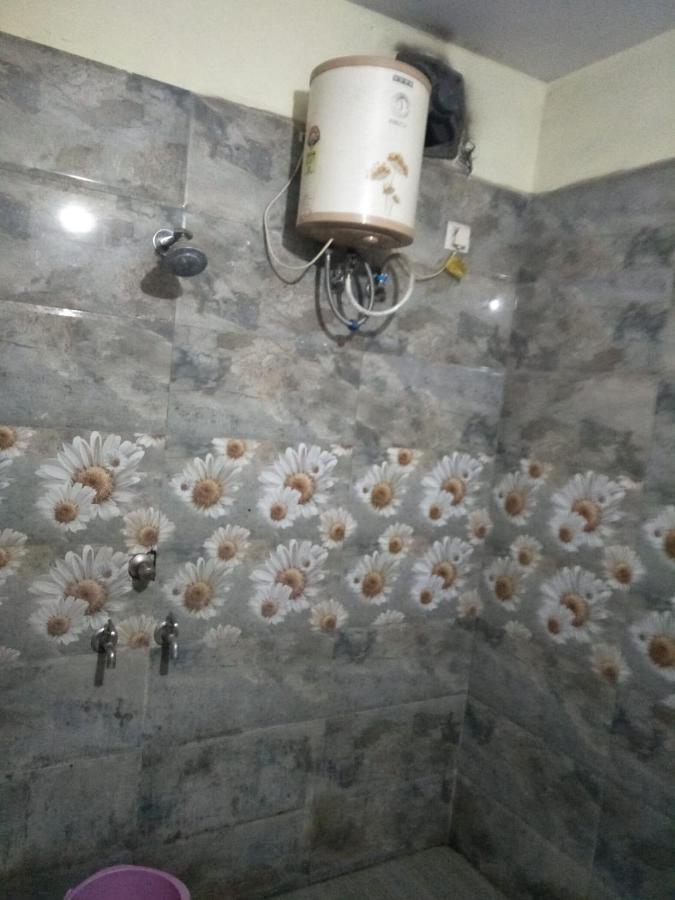 Hotel Shiv Mahima Inn By Wb Inn Prayagraj Exterior photo