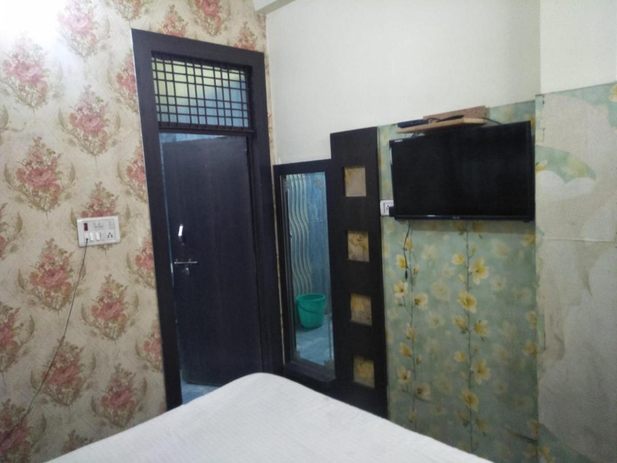 Hotel Shiv Mahima Inn By Wb Inn Prayagraj Exterior photo