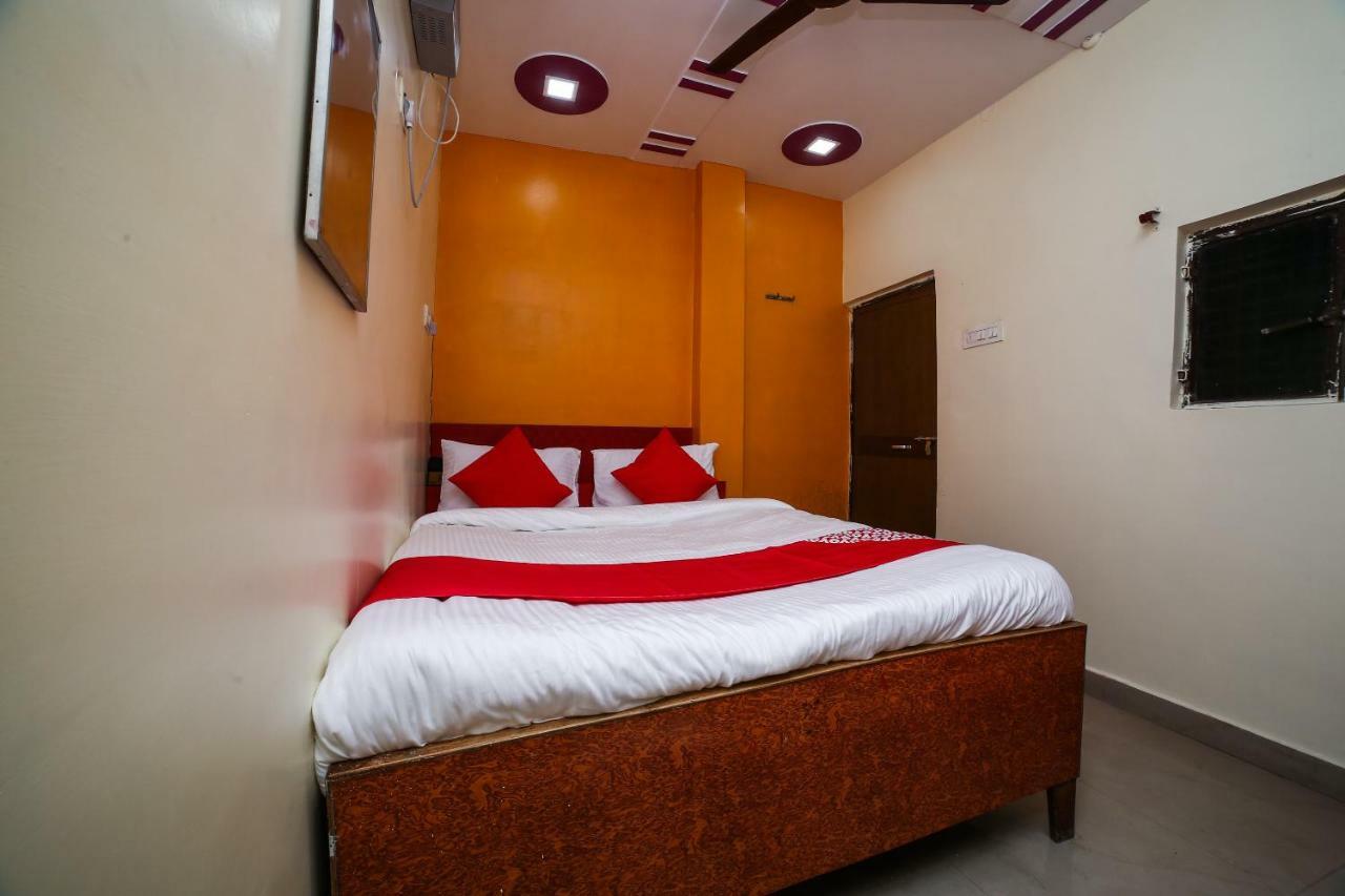 Hotel Shiv Mahima Inn By Wb Inn Prayagraj Exterior photo