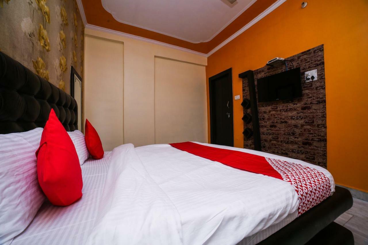 Hotel Shiv Mahima Inn By Wb Inn Prayagraj Exterior photo